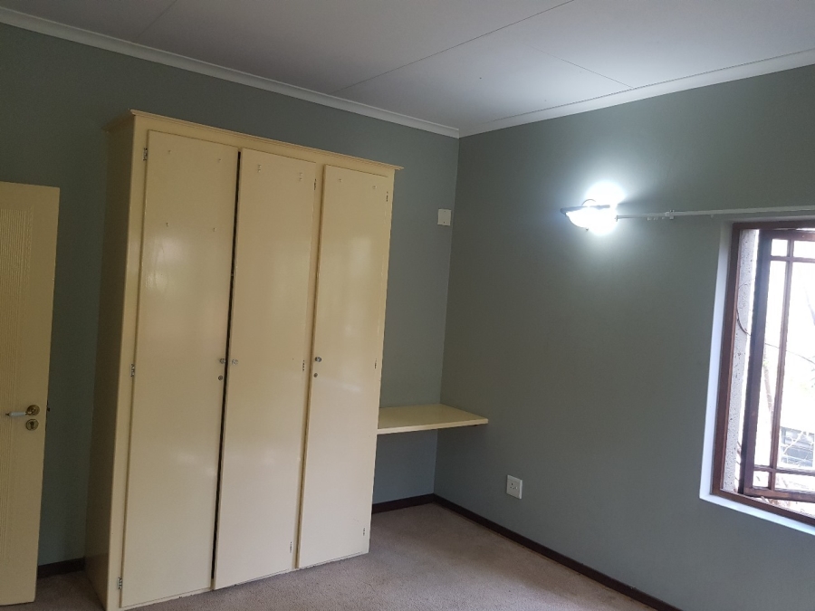 To Let 4 Bedroom Property for Rent in Cashan North West